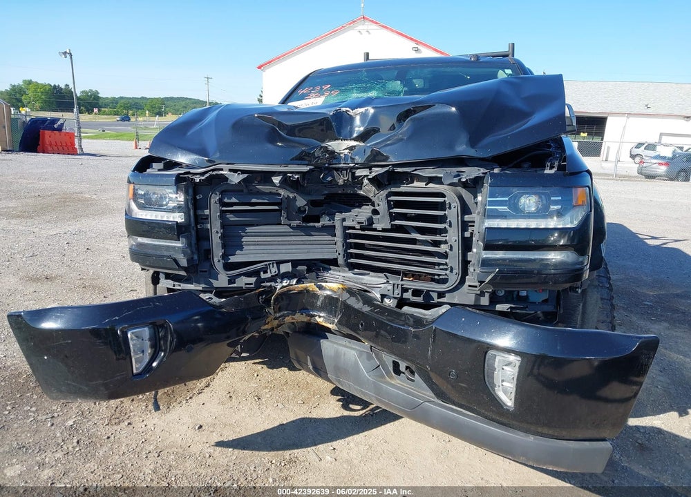 2018 CHEVROLET SILVERADO 1500 2LZ VIN: 1GCVKSEC5JZ143845