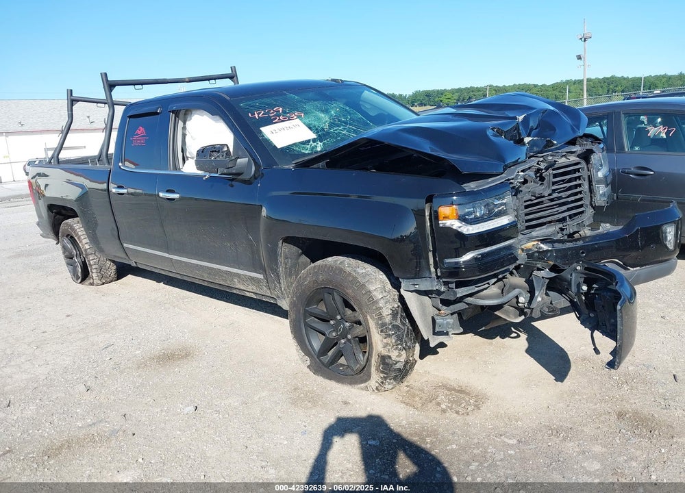 2018 CHEVROLET SILVERADO 1500 2LZ VIN: 1GCVKSEC5JZ143845