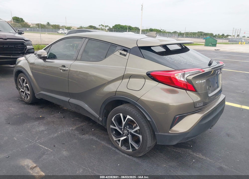 2021 TOYOTA C-HR XLE VIN: NMTKHMBX4MR138774