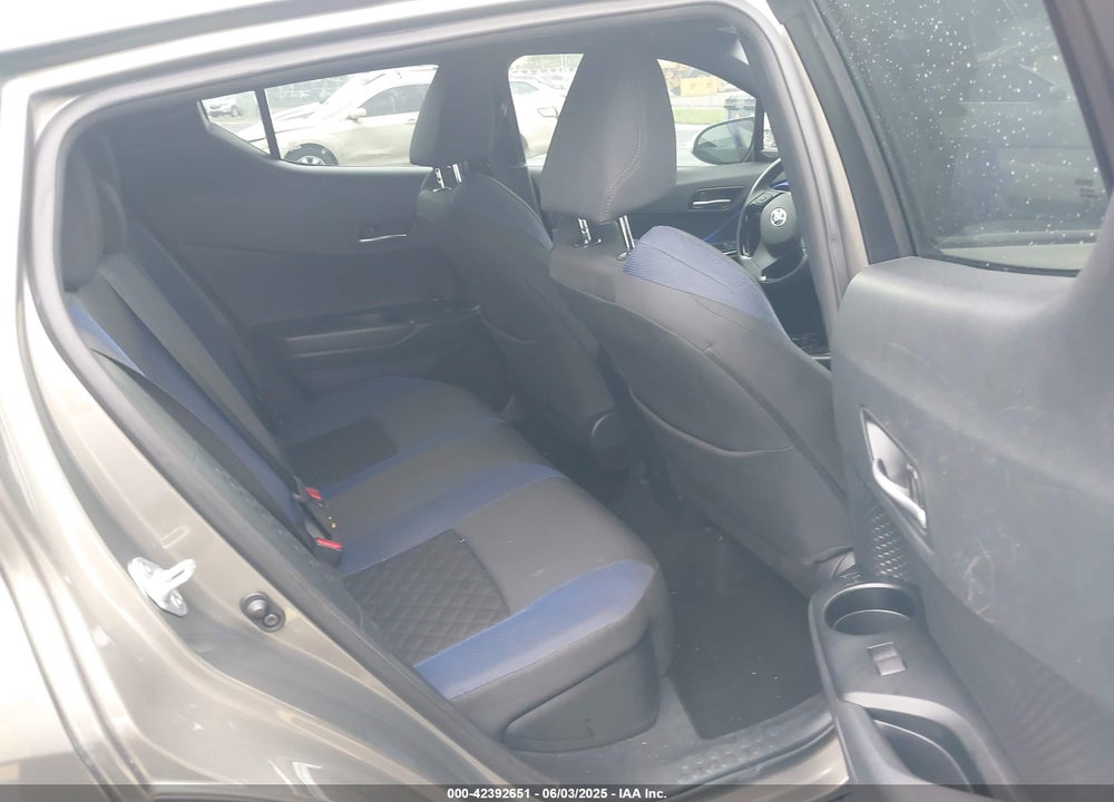 2021 TOYOTA C-HR XLE VIN: NMTKHMBX4MR138774