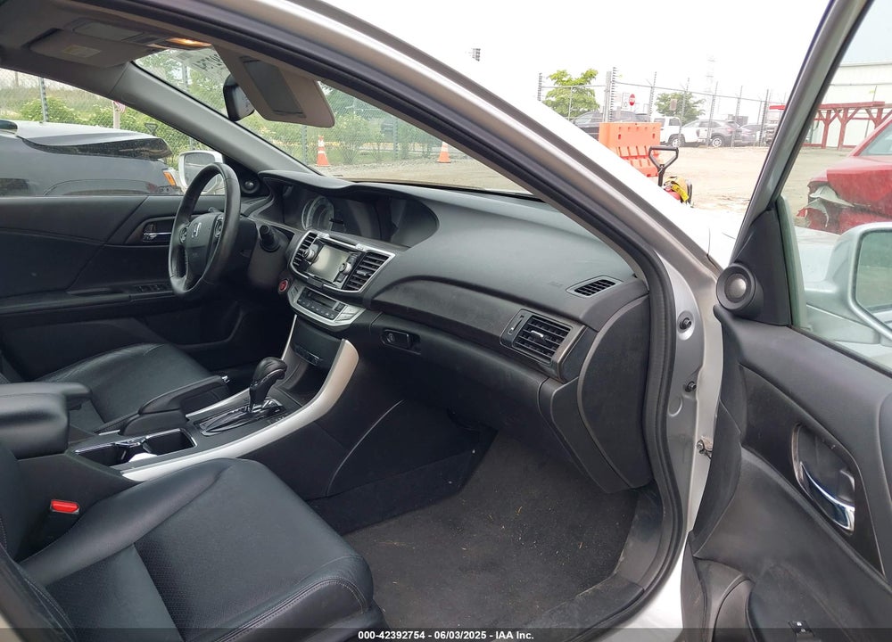 2014 HONDA ACCORD EX-L VIN: 1HGCR2F84EA228310