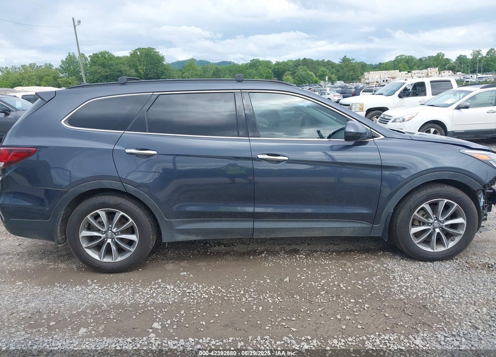 2018 HYUNDAI SANTA FE VIN: KM8SM4HF8JU271035