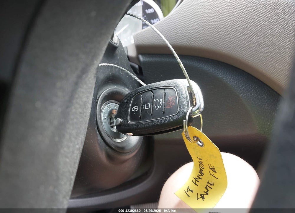 2018 HYUNDAI SANTA FE VIN: KM8SM4HF8JU271035