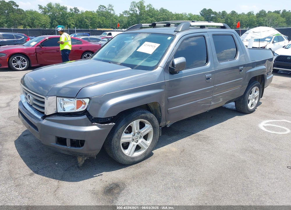2013 HONDA RIDGELINE VIN: 5FPYK1F5XDB012354