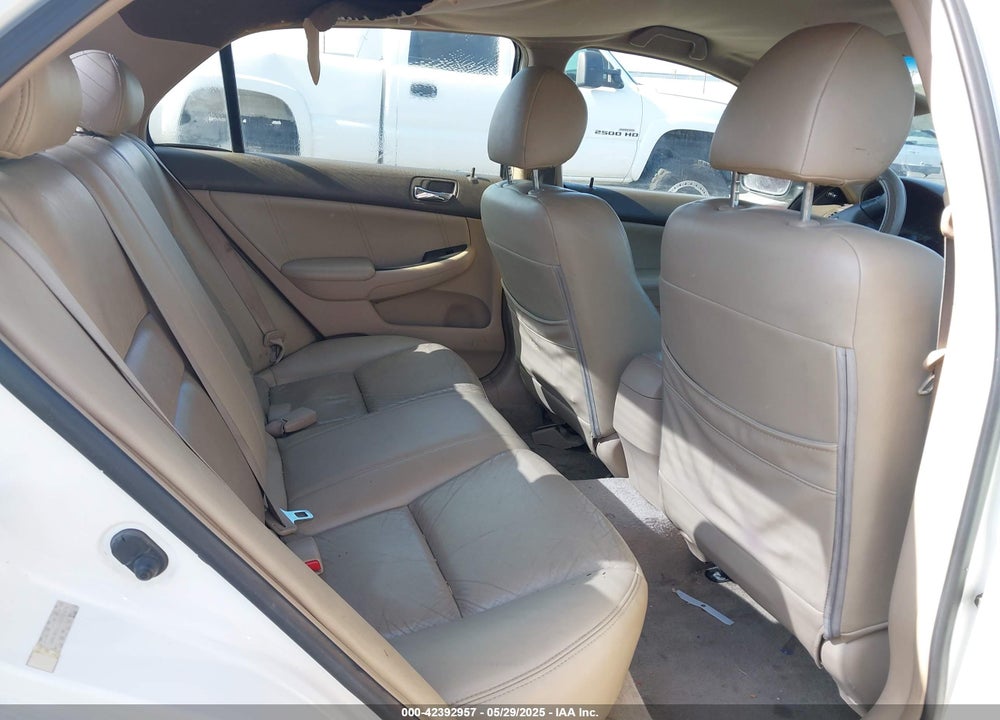 2003 HONDA ACCORD VIN: JHMCM56133C055476