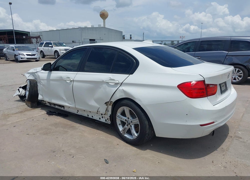 2013 BMW 320I VIN: WBA3B1C50DK129576