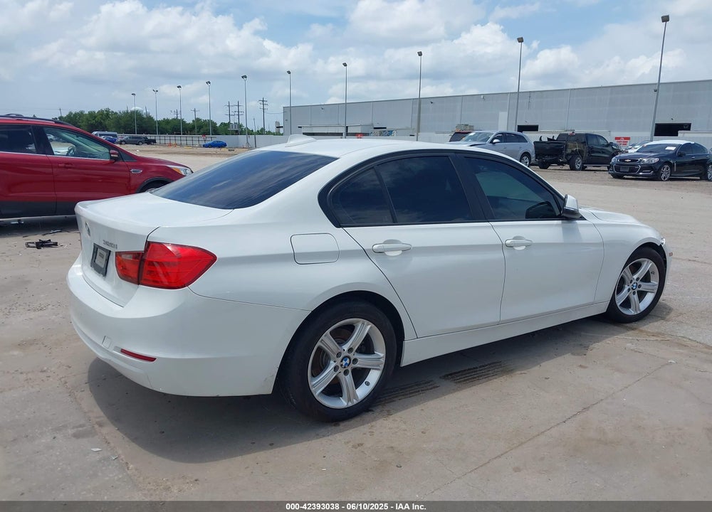 2013 BMW 320I VIN: WBA3B1C50DK129576