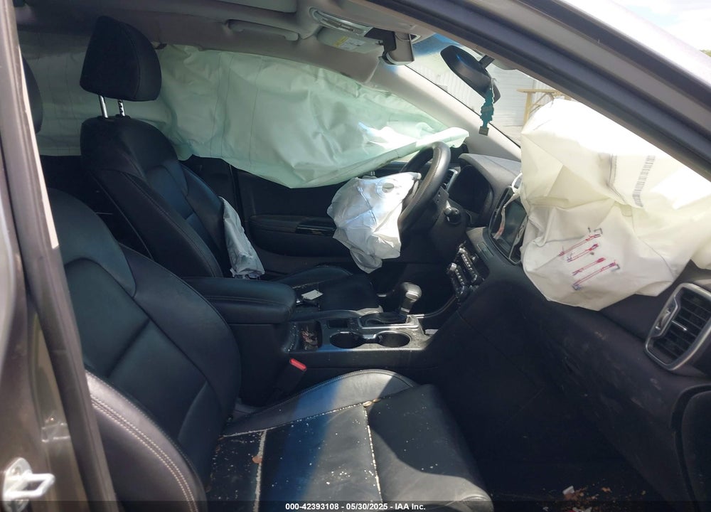 2018 KIA SPORTAGE EX VIN: KNDPNCAC5J7407492