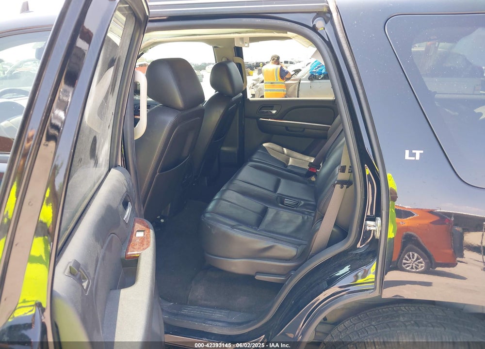 2014 CHEVROLET TAHOE LT VIN: 1GNSCBE07ER190040