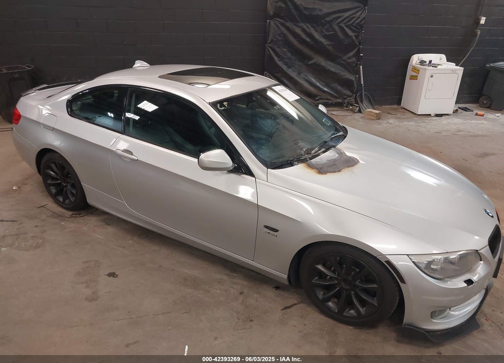 2011 BMW 335I XDRIVE VIN: WBAKF9C56BE261882