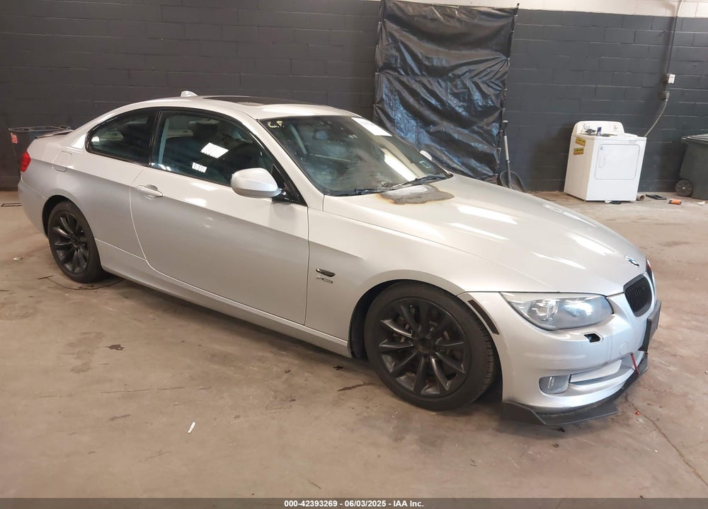 2011 BMW 335I XDRIVE VIN: WBAKF9C56BE261882