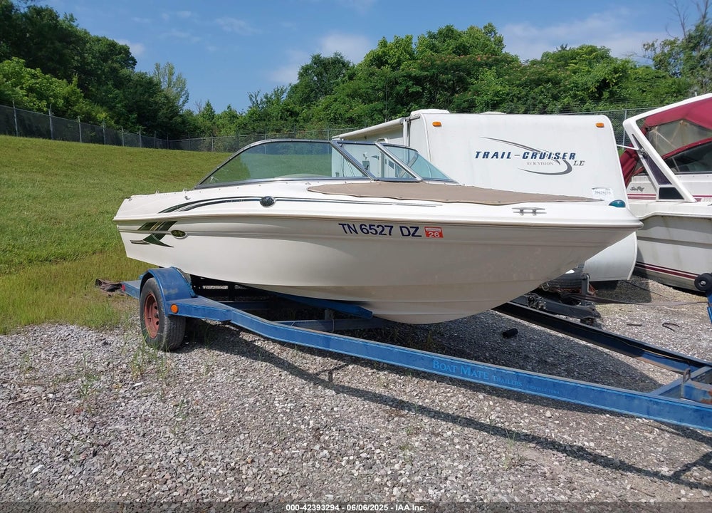 2001 SEARAY SKIBOAT VIN: SERR5050G001
