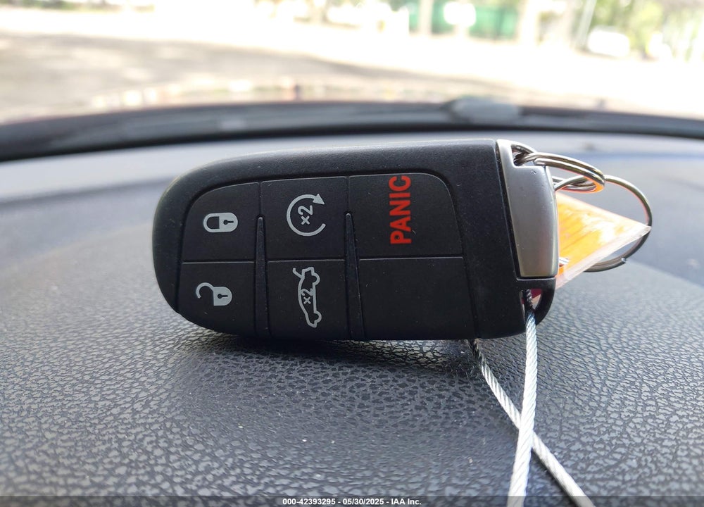 2019 CHRYSLER 300 VIN: 2C3CCAAGXKH548001