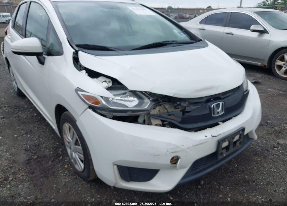 2015 HONDA FIT VIN: 3HGGK5H52FM740677