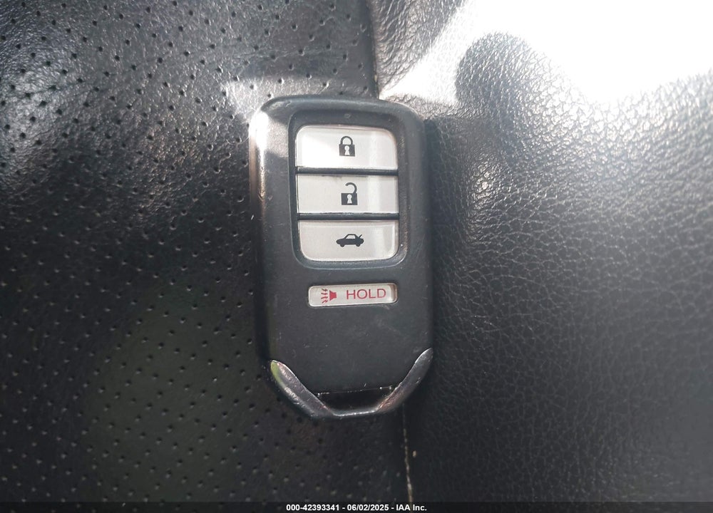 2013 HONDA ACCORD VIN: 1HGCR2F84DA175638