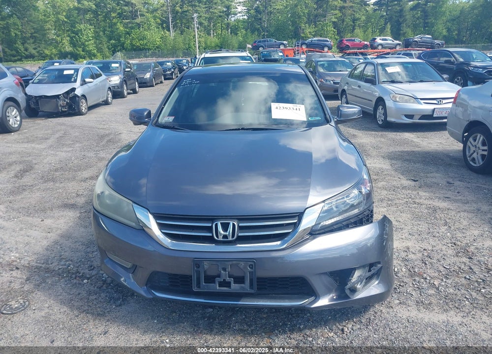 2013 HONDA ACCORD VIN: 1HGCR2F84DA175638