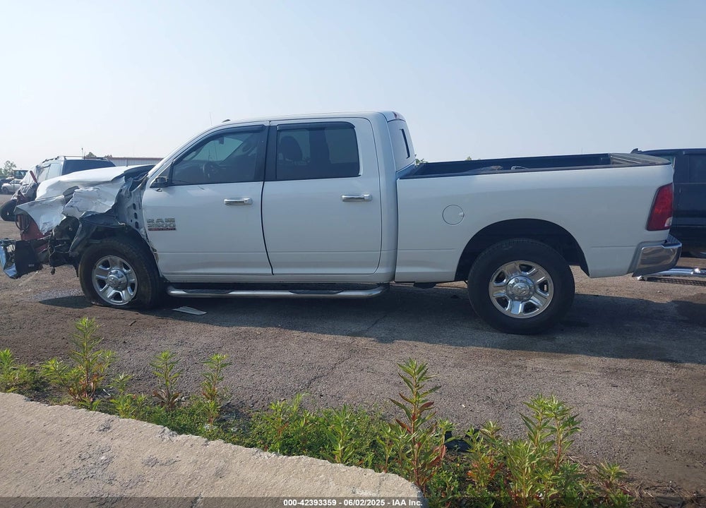 2016 RAM 2500 VIN: 3C6UR5DL3GG308608
