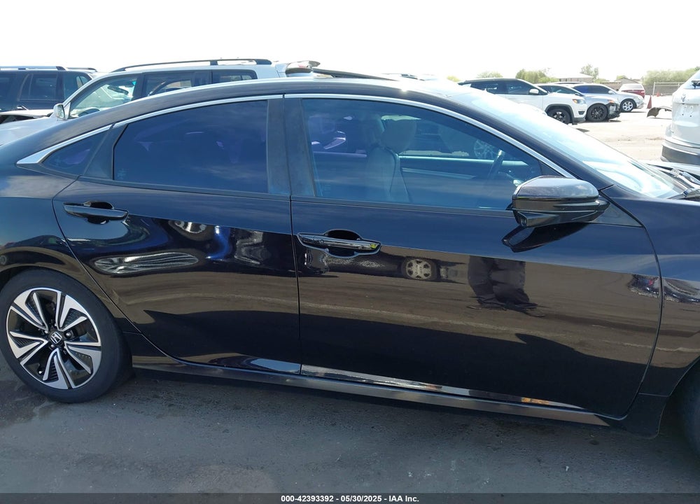 2018 HONDA CIVIC EX-T VIN: 19XFC1F35JE200003