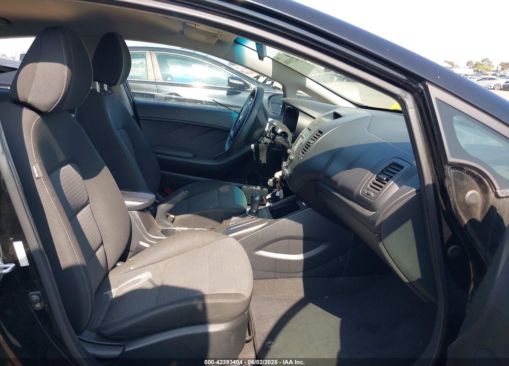 2016 KIA FORTE VIN: KNAFX4A65G5542673