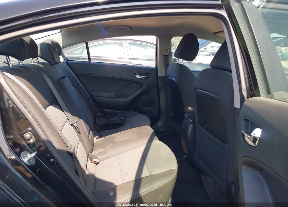 2016 KIA FORTE VIN: KNAFX4A65G5542673
