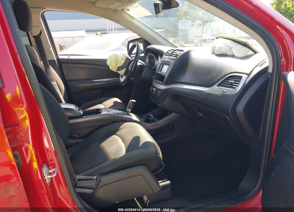 2019 DODGE JOURNEY SE VIN: 3C4PDCBB2KT798672
