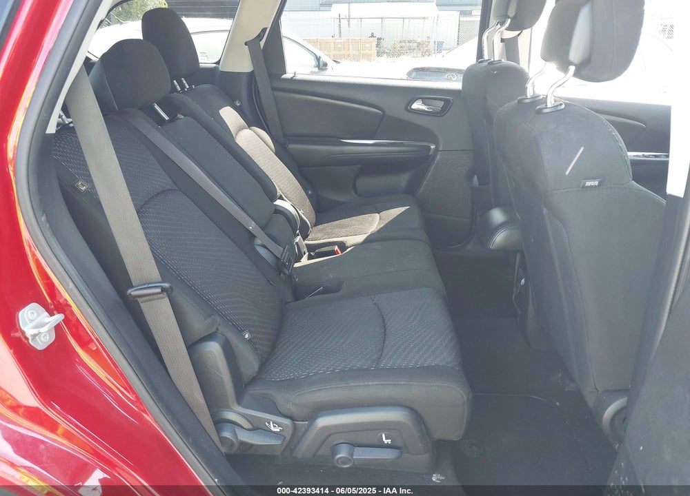 2019 DODGE JOURNEY SE VIN: 3C4PDCBB2KT798672
