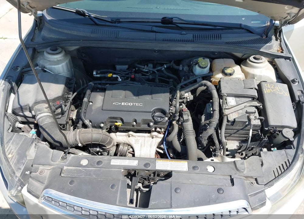 2014 CHEVROLET CRUZE VIN: 1G1PC5SB6E7196812