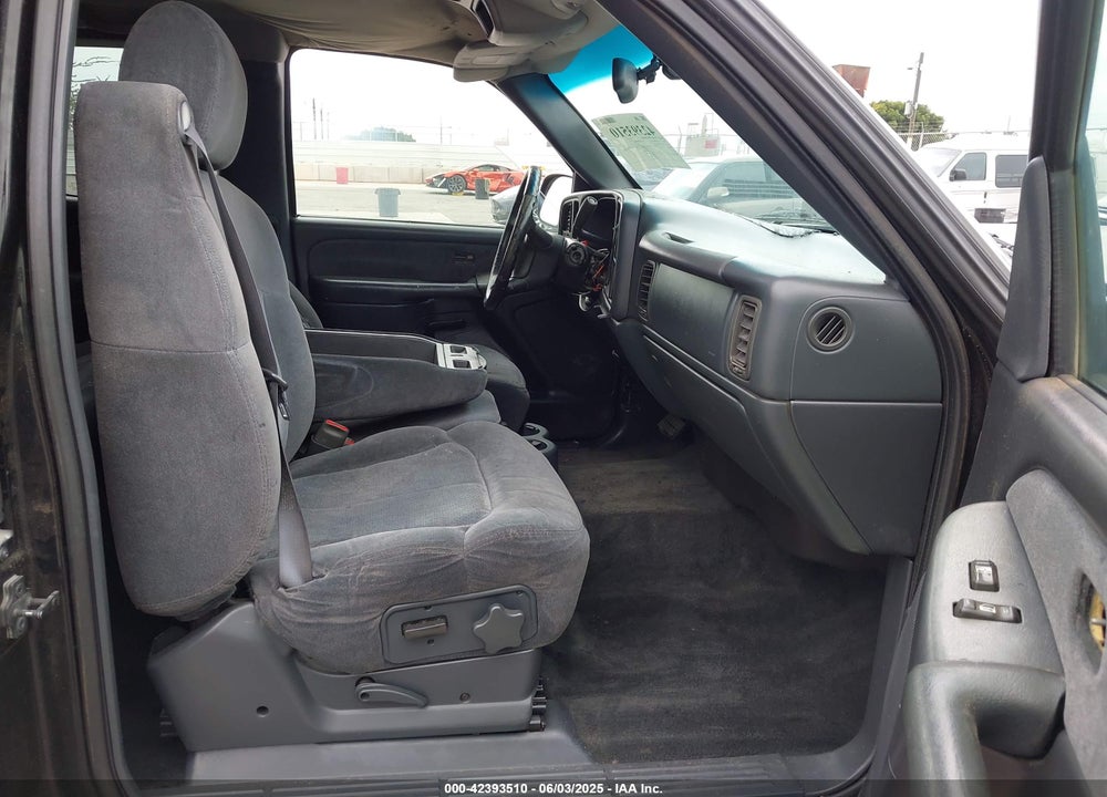2001 CHEVROLET SILVERADO 1500 LS VIN: 1GCEC19T91Z130663