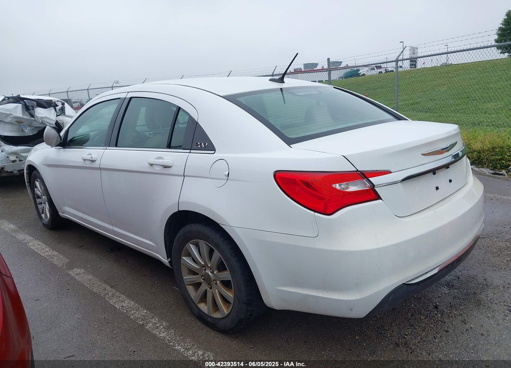 2013 CHRYSLER 200 VIN: 1C3CCBBB1DN515715