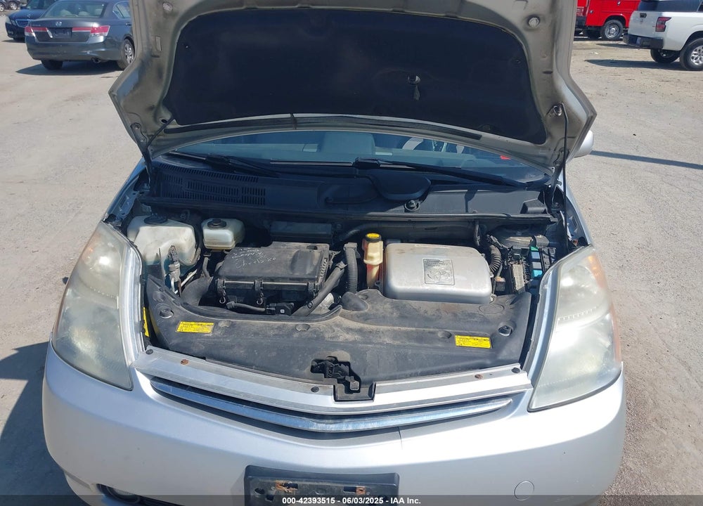 2007 TOYOTA PRIUS VIN: JTDKB20UX77564631