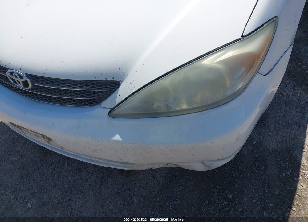 2004 TOYOTA CAMRY LE V6 VIN: 4T1BF32K74U070676