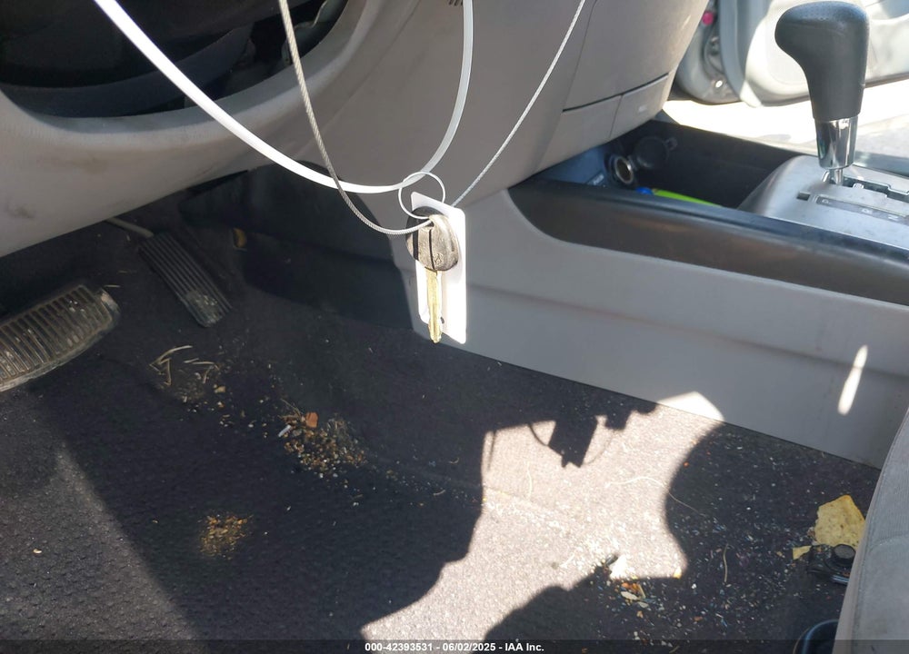 2010 HYUNDAI ELANTRA VIN: KMHDU4AD7AU142835