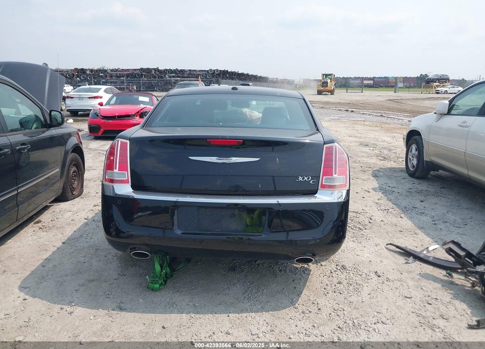 2014 CHRYSLER 300 VIN: 2C3CCAEG0EH181026