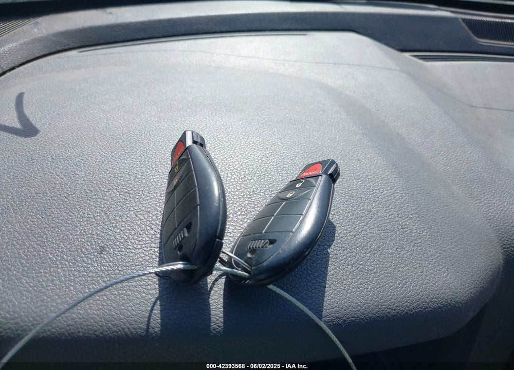 2015 RAM 1500 TRADESMAN VIN: 1C6RR6KMXFS581317
