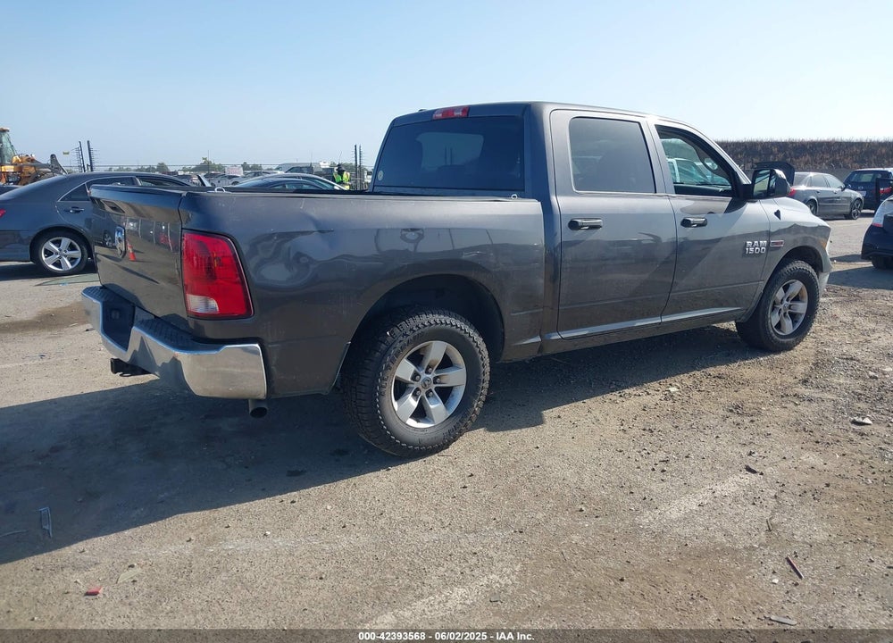 2015 RAM 1500 TRADESMAN VIN: 1C6RR6KMXFS581317