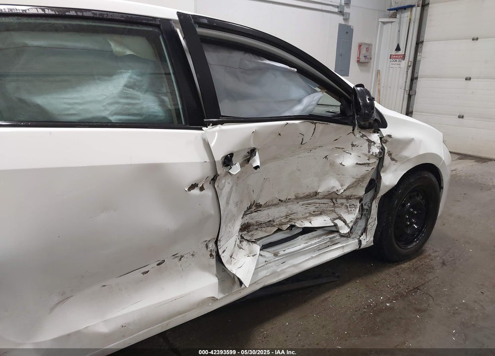 2014 TOYOTA COROLLA VIN: 5YFBURHE0EP118676