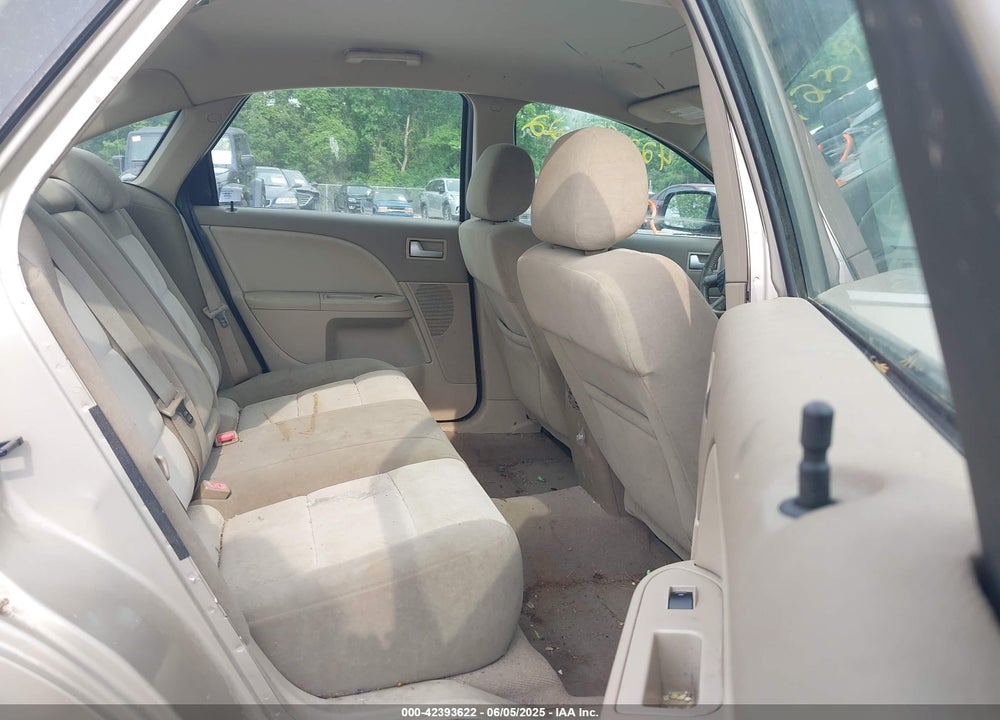 2005 MERCURY MONTEGO LUXURY VIN: 1MEFM40125G612342