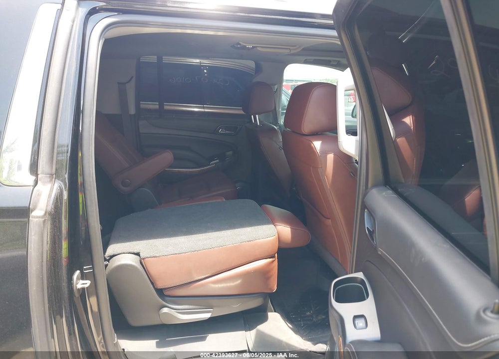 2019 CHEVROLET SUBURBAN PREMIER VIN: 1GNSCJKJXKR177544