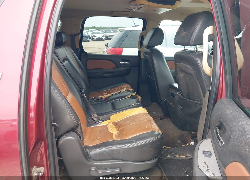 2008 CHEVROLET SUBURBAN 1500 VIN: 3GNFK16308G252860