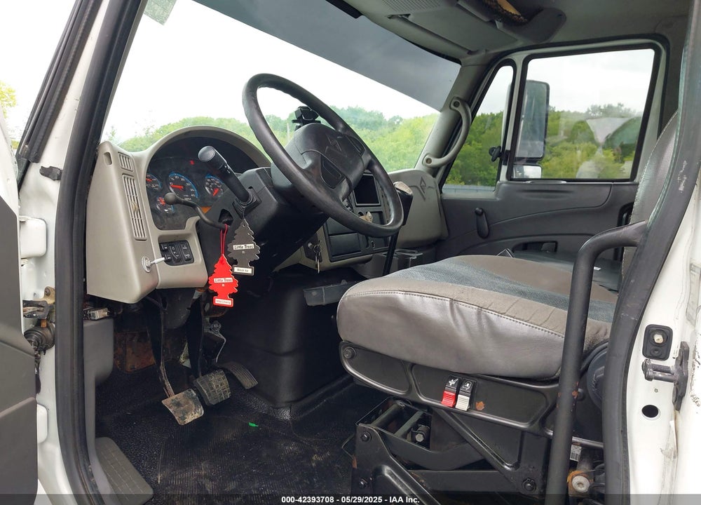 2008 INTERNATIONAL 4000 4300 VIN: 1HTMMAALX8H568910