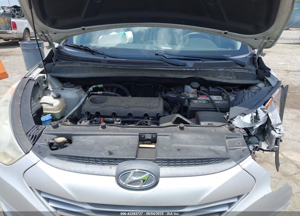 2012 HYUNDAI TUCSON GLS VIN: KM8JUCACXCU454039