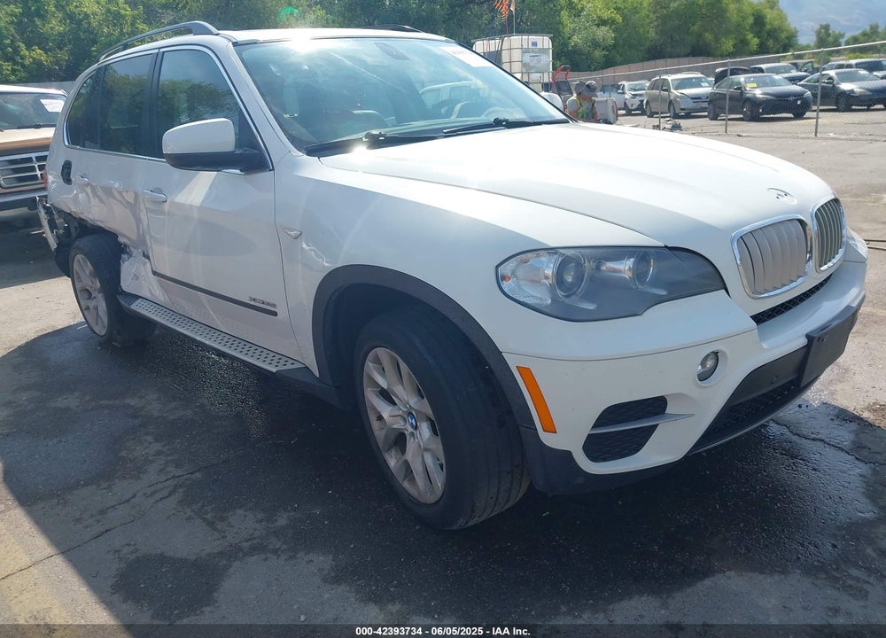 2013 BMW X5 XDRIVE35I/XDRIVE35I PREMIUM/XDRIVE35I SPORT ACTIVITY VIN: 5UXZV4C54D0G57012