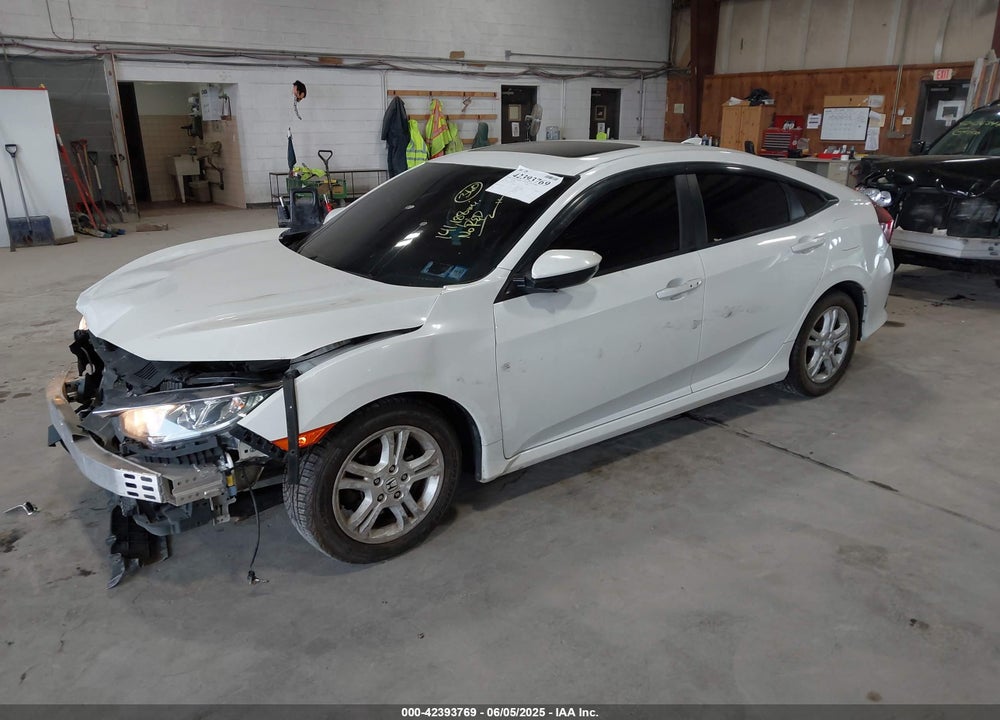 2018 HONDA CIVIC EX-T VIN: JHMFC1F31JX009273
