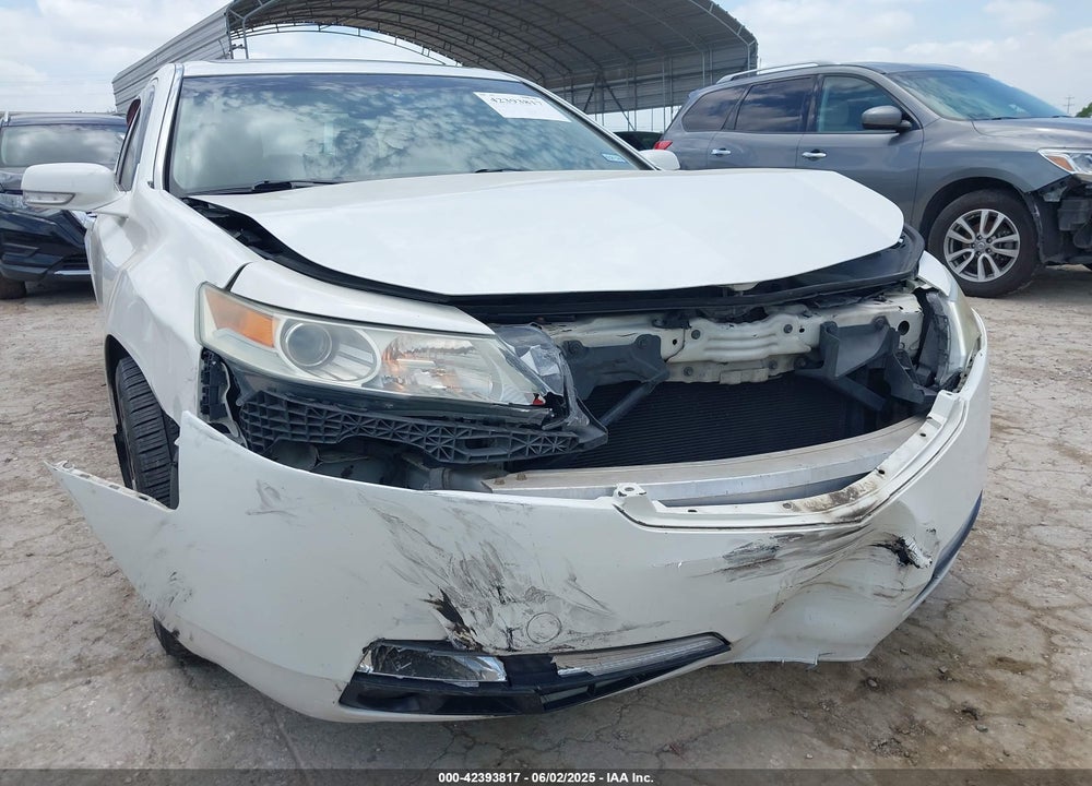 2010 ACURA TL VIN: 19UUA8F55AA026817
