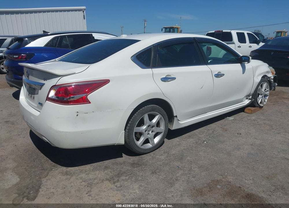 2013 NISSAN ALTIMA 2.5 SV VIN: 1N4AL3AP3DN505263