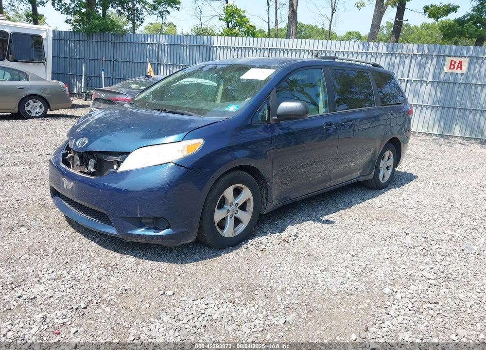 2011 TOYOTA SIENNA LE V6 VIN: 5TDKK3DC2BS024566