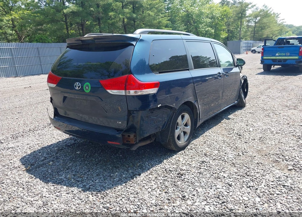 2011 TOYOTA SIENNA LE V6 VIN: 5TDKK3DC2BS024566