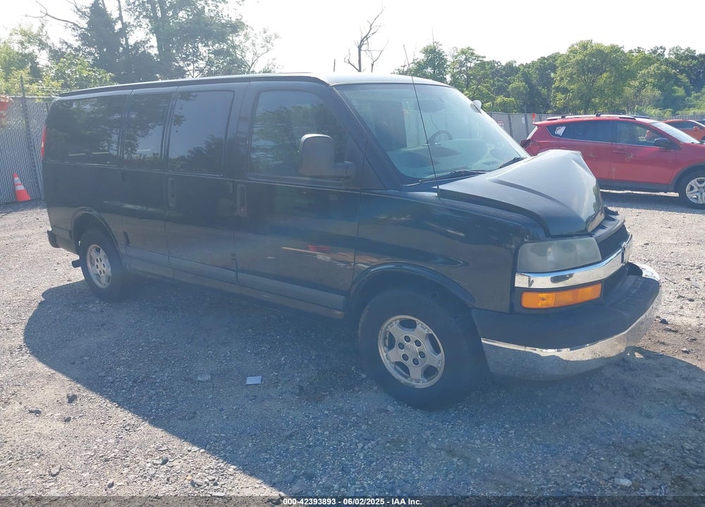 2005 CHEVROLET EXPRESS VIN: 1GNFG15T751169844