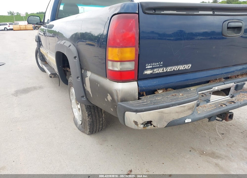 2001 CHEVROLET SILVERADO 1500 LS VIN: 1GCEK14T41E271738