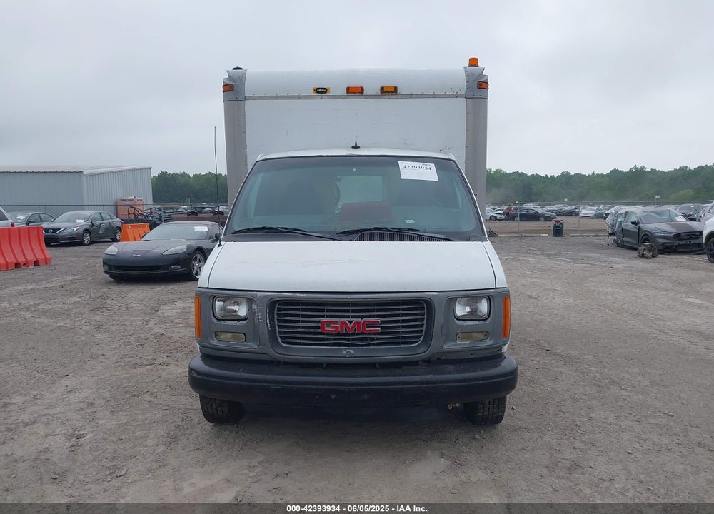 2002 GMC SAVANA CUTAWAY STANDARD VIN: 1GDHG31RX21901544
